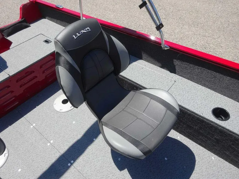 Slide: The Image of Lund 1650 Angler SS 2024 - 13