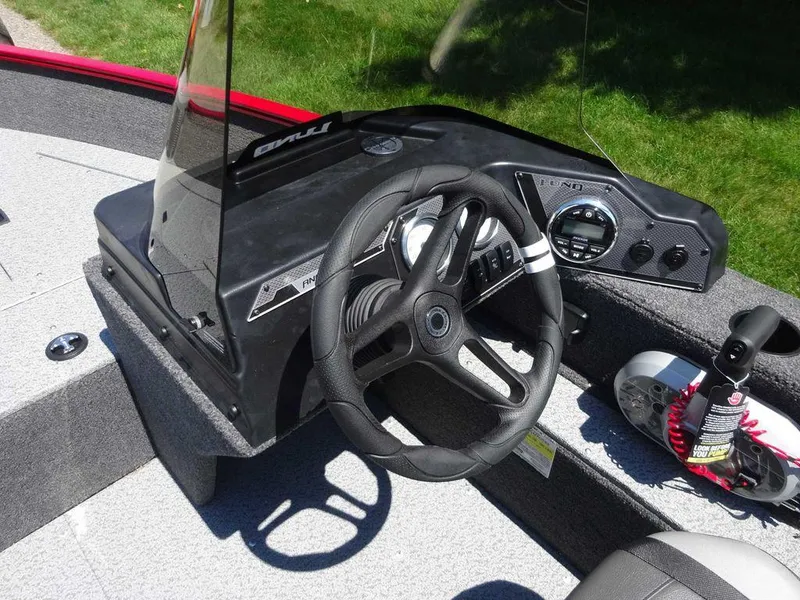 Slide: The Image of Lund 1650 Angler SS 2024 - 9