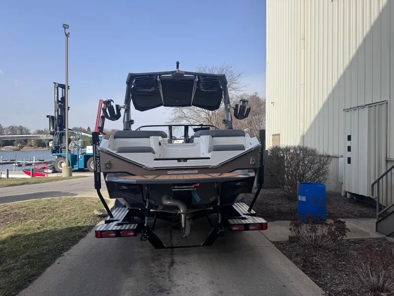 Slide: The Image of Nautique G21 2024 - 4