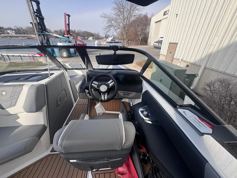 Slide: The Image of Nautique G21 2024 - 9