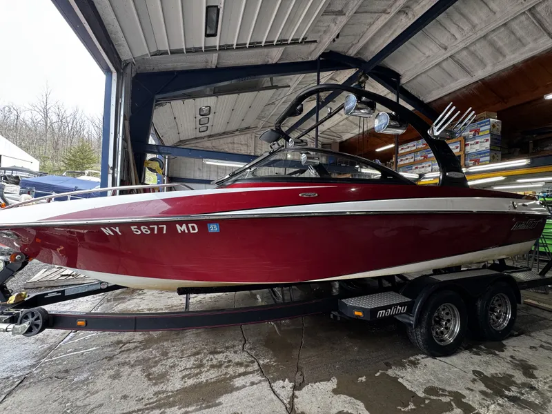 The Image of Malibu Wakesetter Series VLX SE 2007 - 0