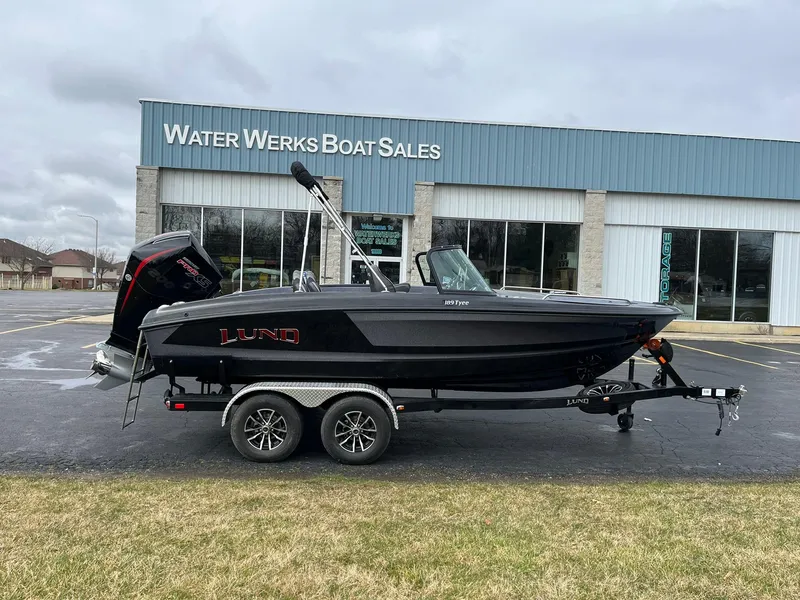 Slide: The Image of 2024 Lund 189 Tyee GL boat on trailer at Water Werks Boat Sales. - 5