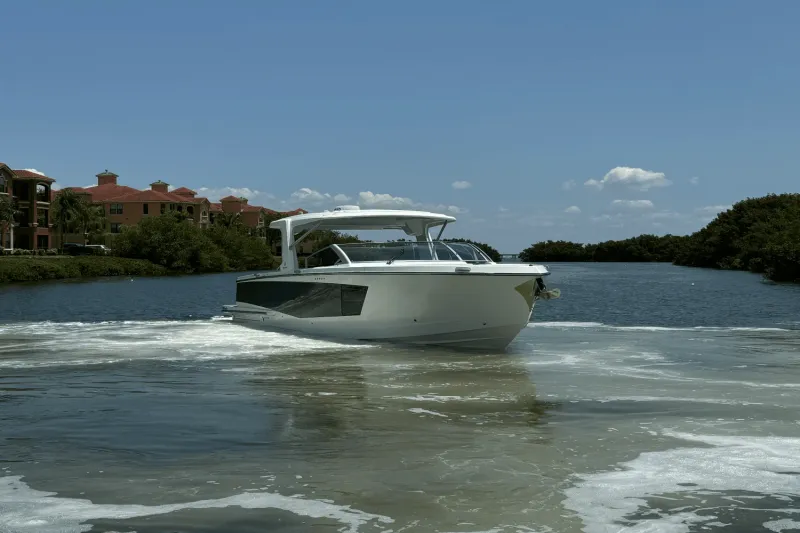 Slide: The Image of Aviara AV40 Outboard 2024 - 3