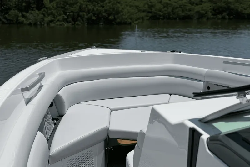 Slide: The Image of Aviara AV40 Outboard 2024 - 30