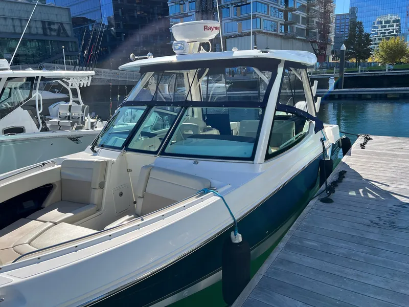 Slide: The Image of Boston Whaler 280 VANTAGE 2021 - 35