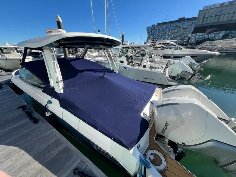 Slide: The Image of Boston Whaler 280 VANTAGE 2021 - 14