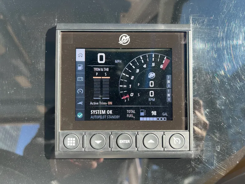 Slide: The Image of Boston Whaler 280 VANTAGE 2021 - 10