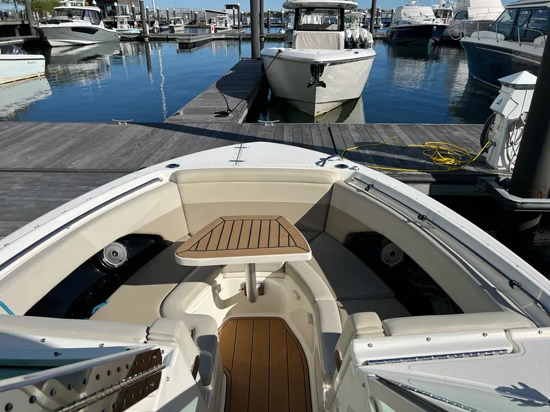 Slide: The Image of Boston Whaler 280 VANTAGE 2021 - 24