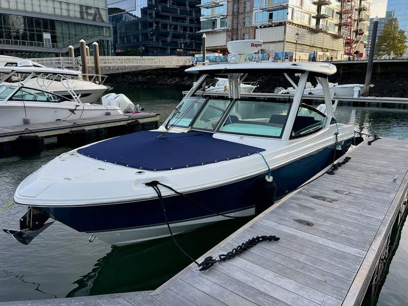 Slide: The Image of Boston Whaler 280 VANTAGE 2021 - 6