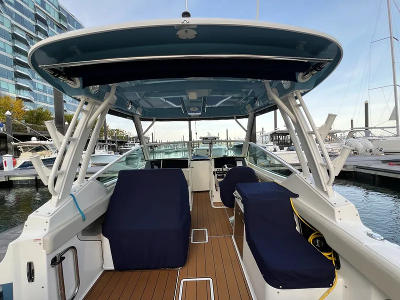 Slide: The Image of Boston Whaler 280 VANTAGE 2021 - 3