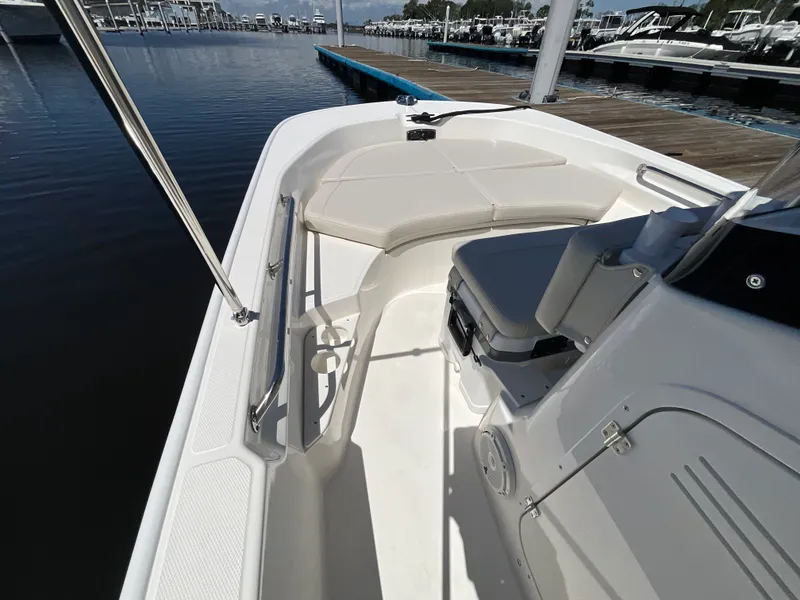 Slide: The Image of Boston Whaler 170 Montauk 2027 - 22