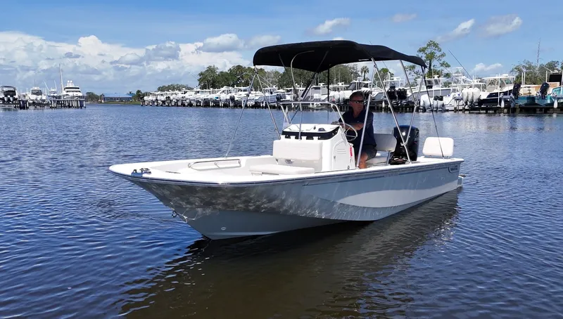 Slide: The Image of Boston Whaler 170 Montauk 2027 - 1