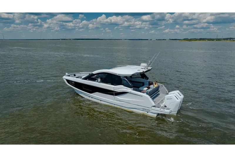 Slide: The Image of Galeon 375 GTO 2024 - 95