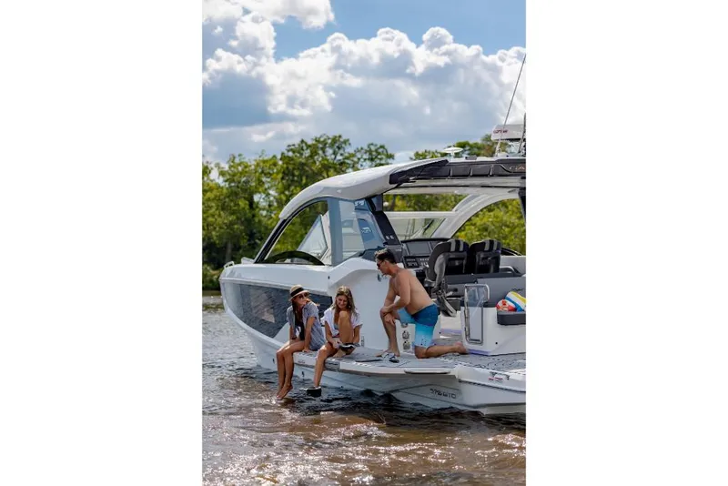 Slide: The Image of Galeon 375 GTO 2024 - 139