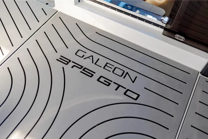 Slide: The Image of Galeon 375 GTO 2024 - 76