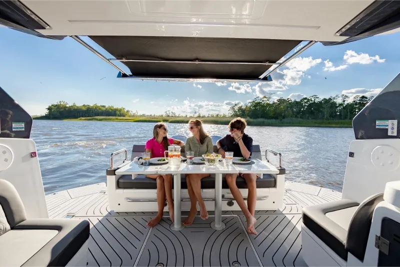 Slide: The Image of Galeon 375 GTO 2024 - 180