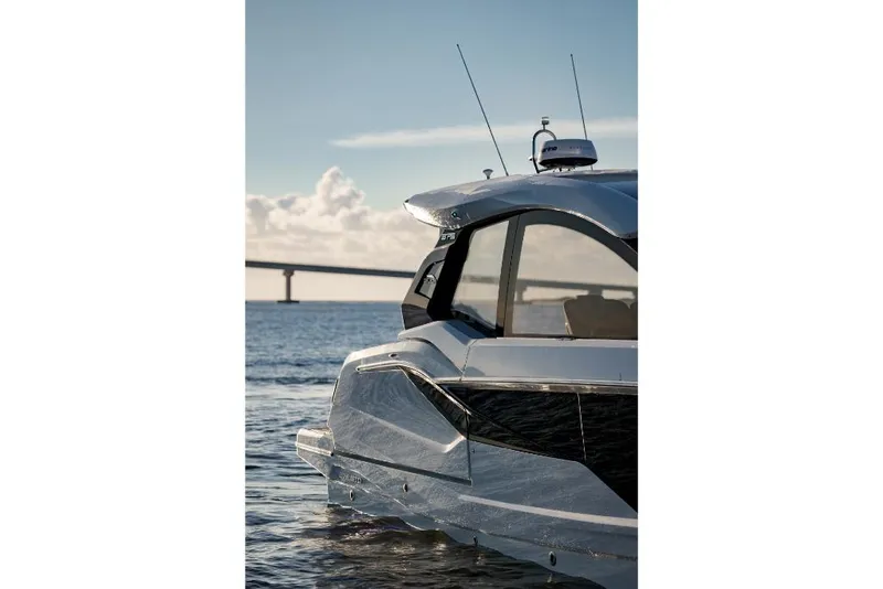 Slide: The Image of Galeon 375 GTO 2024 - 216