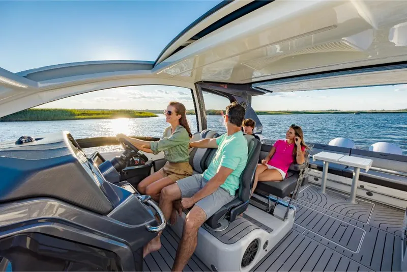Slide: The Image of Galeon 375 GTO 2024 - 184