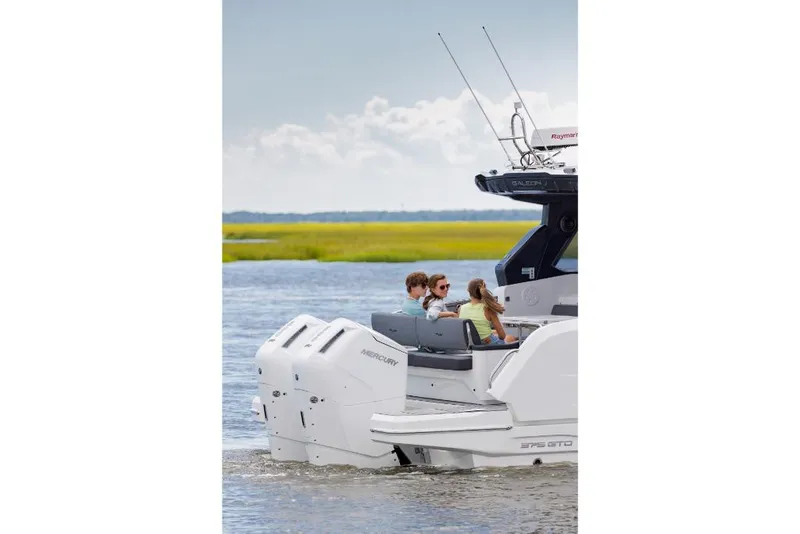 Slide: The Image of Galeon 375 GTO 2024 - 128