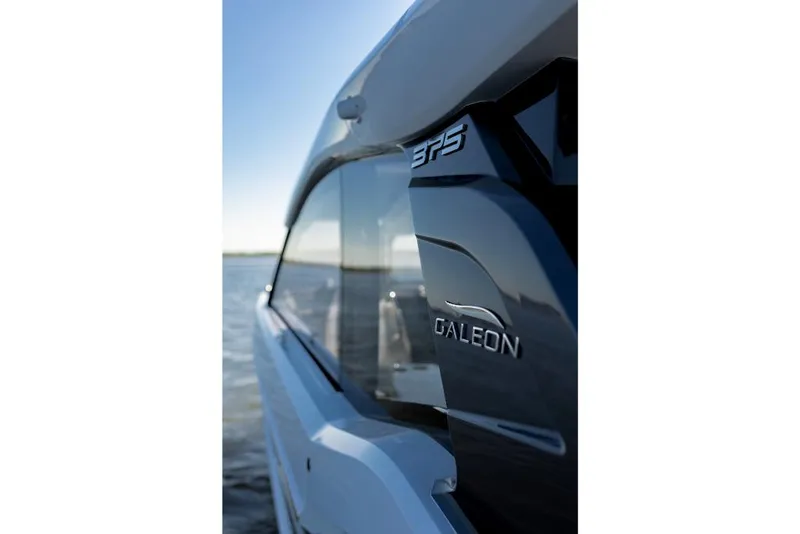 Slide: The Image of Galeon 375 GTO 2024 - 84