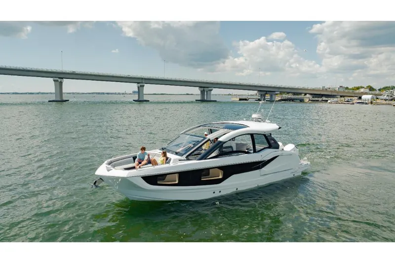 Slide: The Image of Galeon 375 GTO 2024 - 93