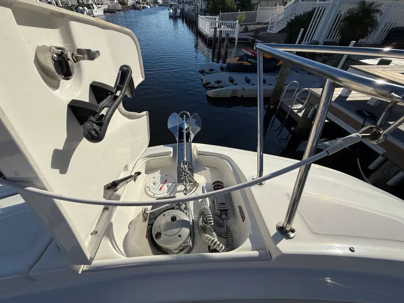 Slide: The Image of Sea Ray 320 SUNDANCER 2021 - 56
