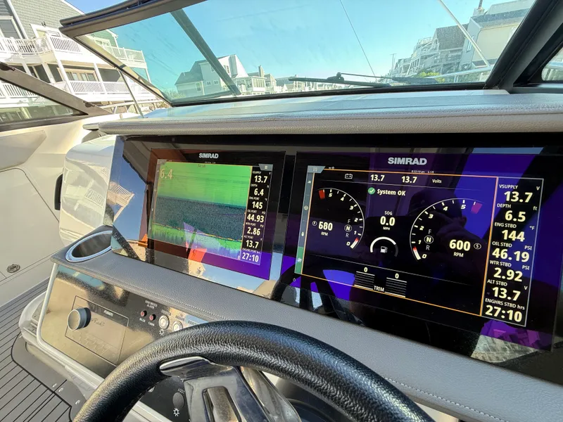 Slide: The Image of Sea Ray 320 SUNDANCER 2021 - 51