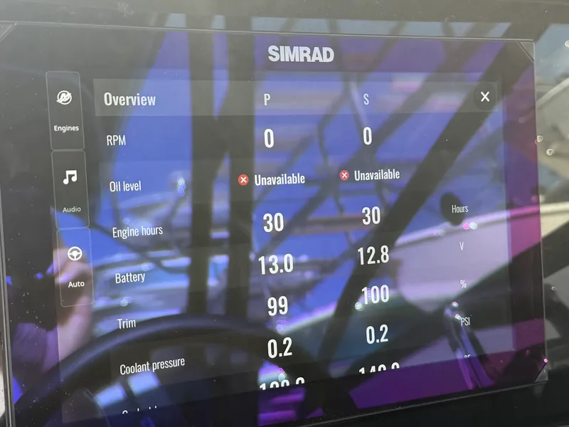 Slide: The Image of Sea Ray 290 SDX OB 2026 - 36