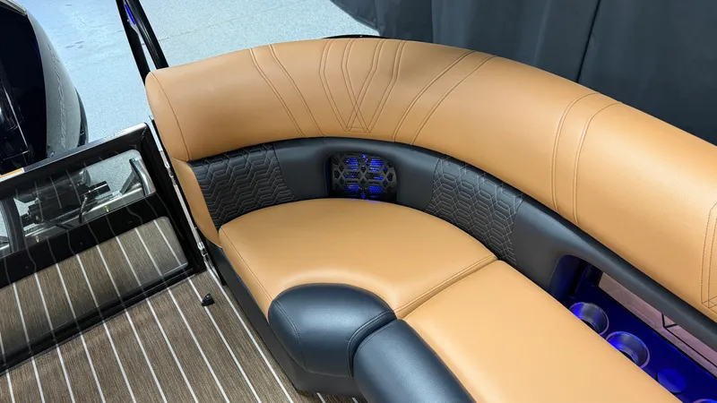 Slide: The Image of Premier 250INTRIGUE 2027 - 80