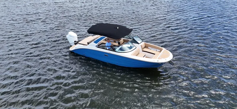 Slide: The Image of Sea Ray SDX 270 Outboard 2027 - 14