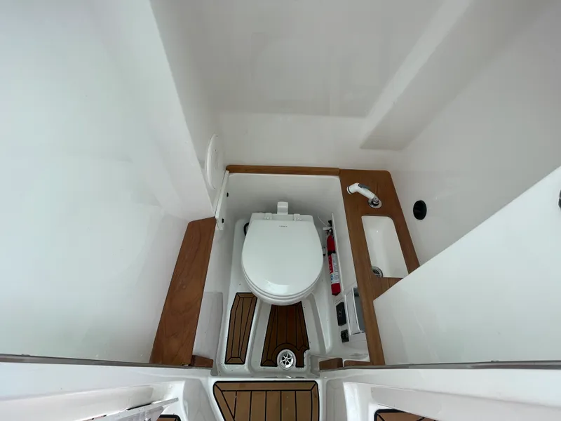 Slide: The Image of Mastercraft X26 2020 - 32
