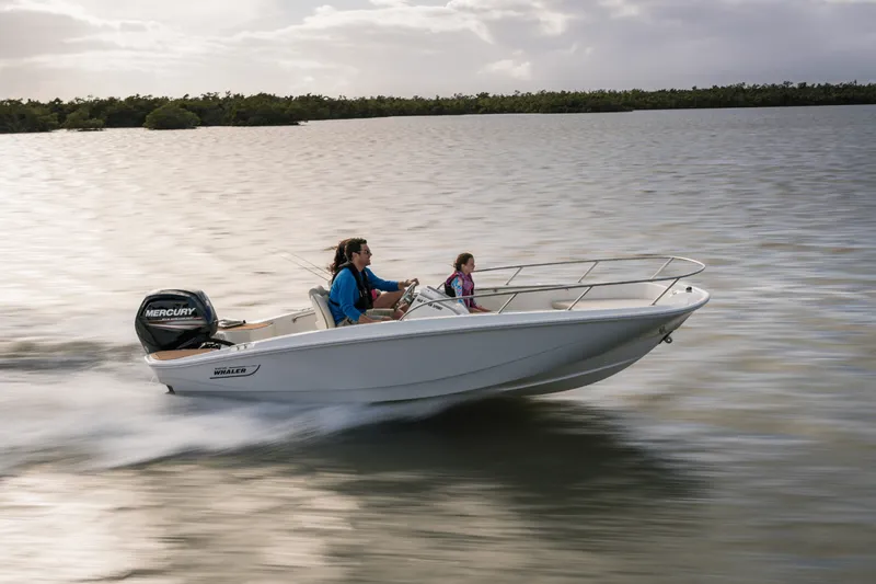 Slide: The Image of Boston Whaler 160 Super Sport 2027 - 0