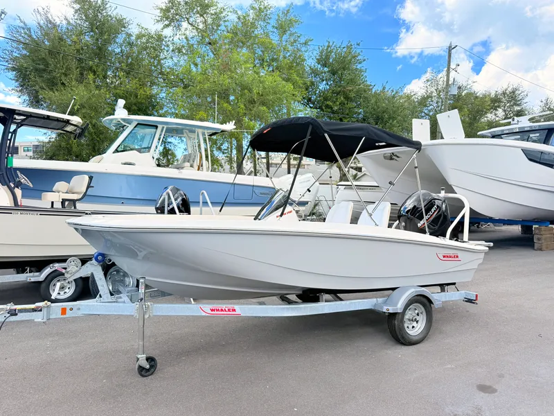 Slide: The Image of Boston Whaler 160 Super Sport 2027 - 1