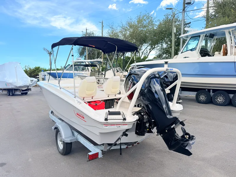 Slide: The Image of Boston Whaler 160 Super Sport 2027 - 11
