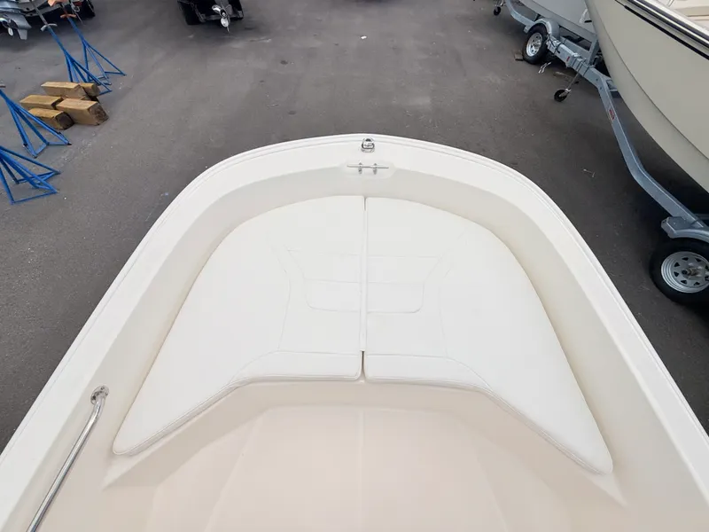 Slide: The Image of Boston Whaler 160 Super Sport 2027 - 33