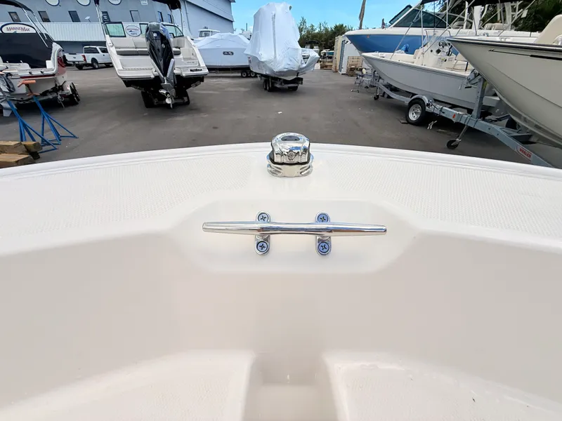 Slide: The Image of Boston Whaler 160 Super Sport 2027 - 36