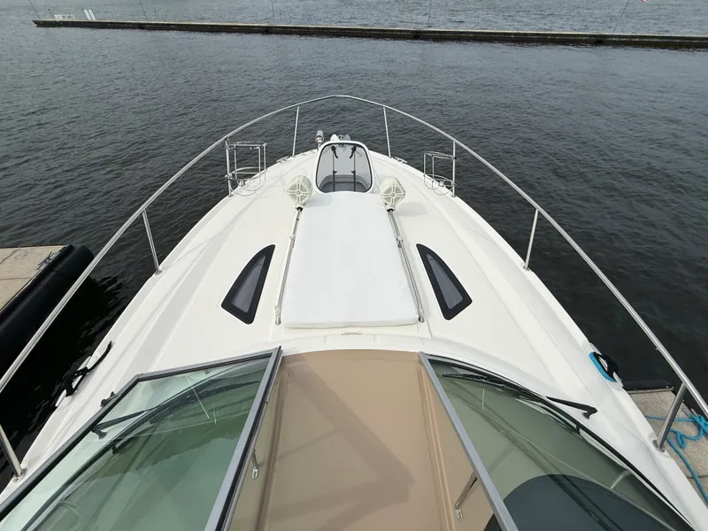 Slide: The Image of Sea Ray 330 SUNDANCER 2016 - 33