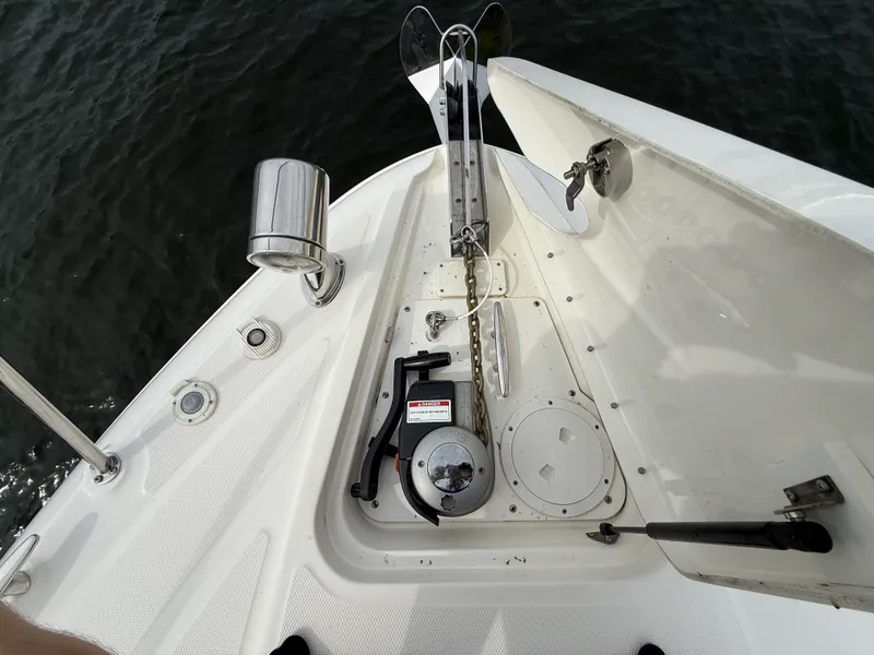 Slide: The Image of Sea Ray 330 SUNDANCER 2016 - 36