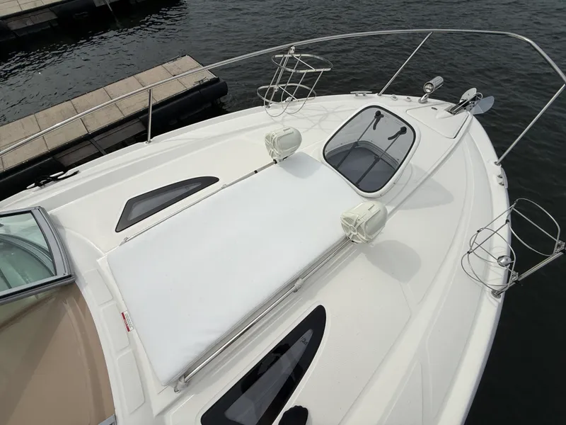 Slide: The Image of Sea Ray 330 SUNDANCER 2016 - 34