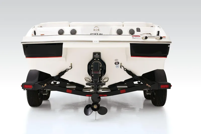 Slide: The Image of Tahoe 210 Si Limited - 30