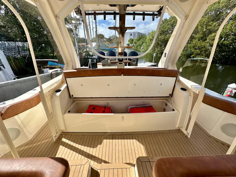 Slide: The Image of Scout 530 LXF 2024 - 17