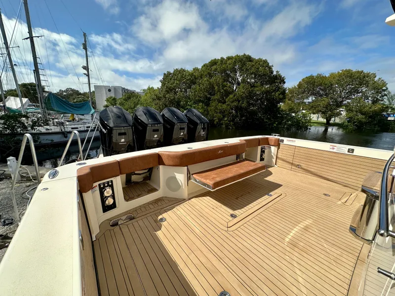 Slide: The Image of Scout 530 LXF 2024 - 19