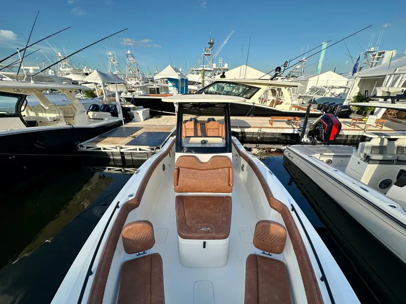 Slide: The Image of Scout 260 LXF 2026 - 10