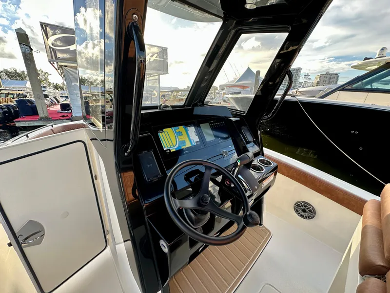 Slide: The Image of Scout 260 LXF 2026 - 3