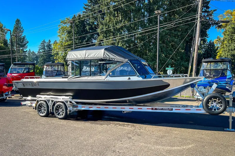 Slide: The Image of North River 24 Commander 2024 - 1