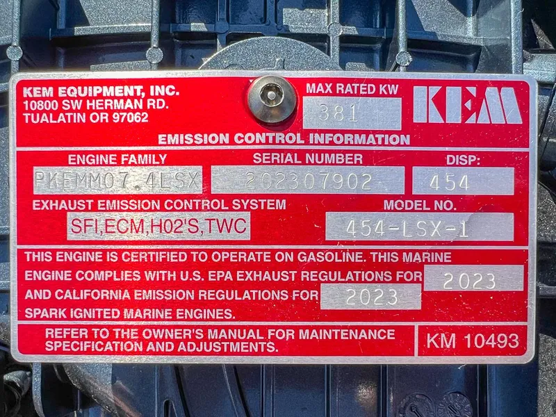 Slide: The Image of North River 24 Commander 2024 - 20