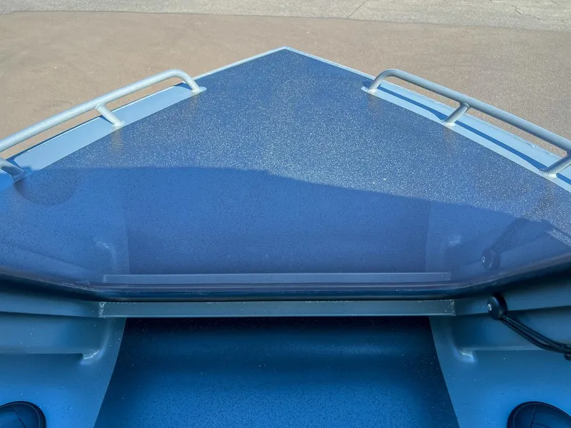 Slide: The Image of North River 24 Commander 2024 - 8