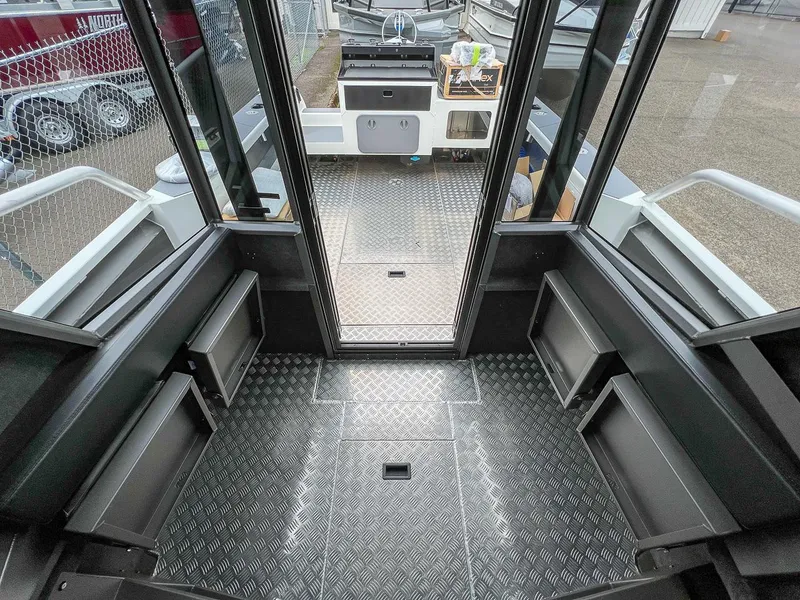 Slide: The Image of Stabi-Craft 2750 Ultra Centercab 2026 - 13