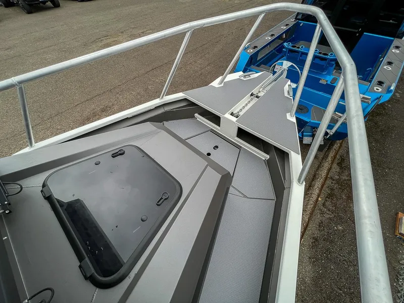 Slide: The Image of Stabi-Craft 2750 Ultra Centercab 2026 - 22