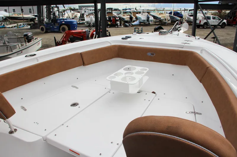 Slide: The Image of Sea Hunt Ultra 255 SE 2024 - 56